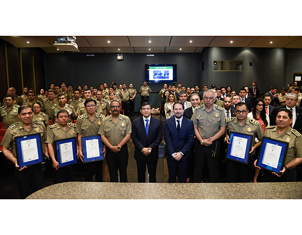 Policía Nacional del Perú obtiene cinco certificados ISO 9001